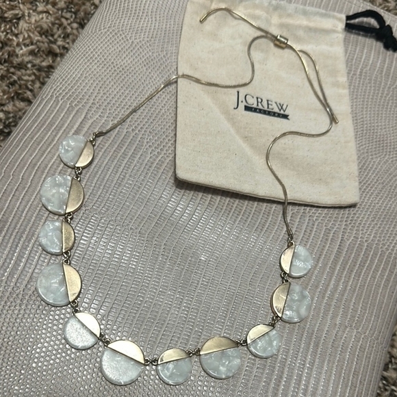 J. Crew Gold Tone Adjustable Coin Mother Of Pearl Style Necklace EUC  Preloved - Picture 1 of 8